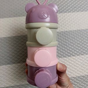 ❌SOLD❌ Baby milk powder/ snack container for the go!
